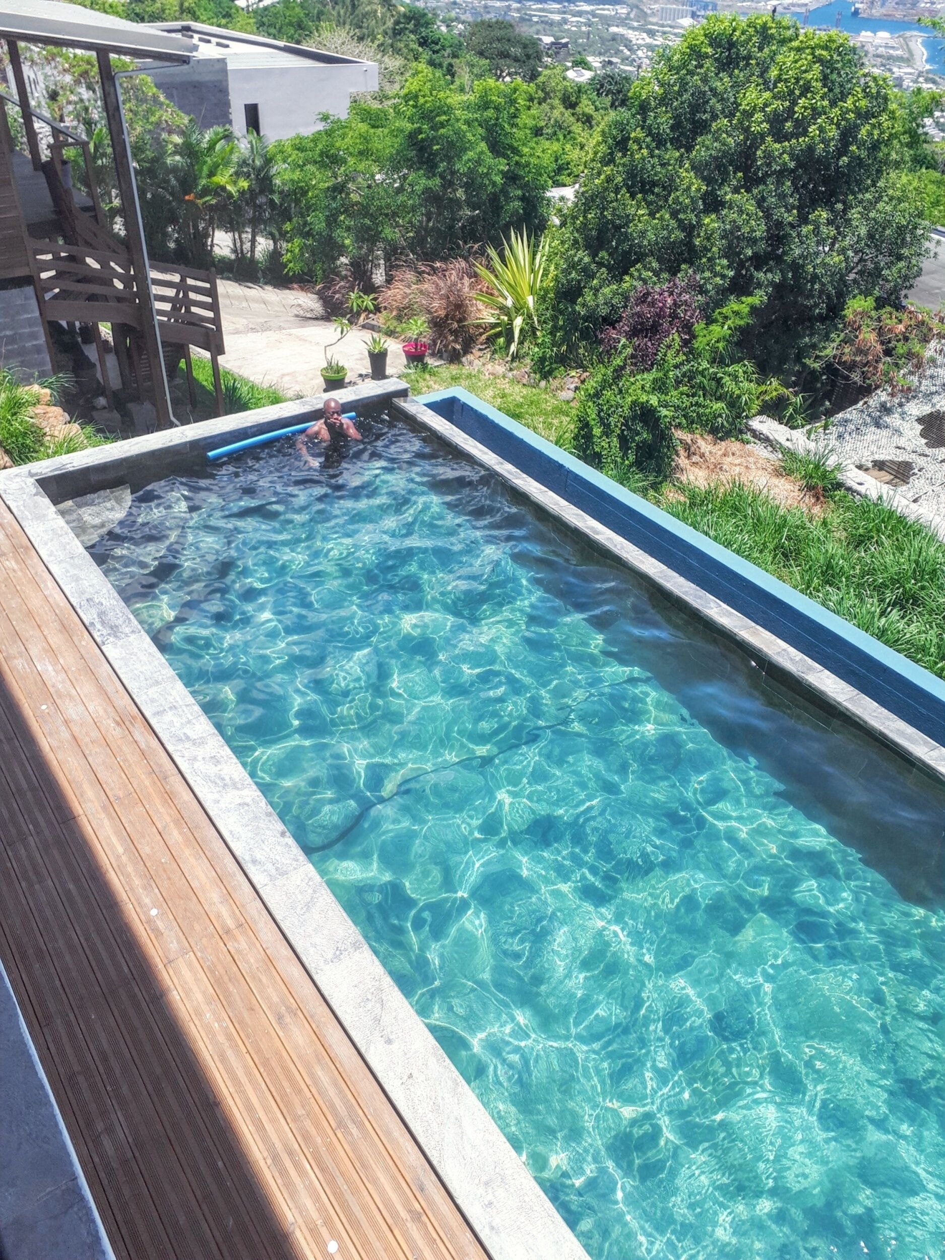Vue sur piscine