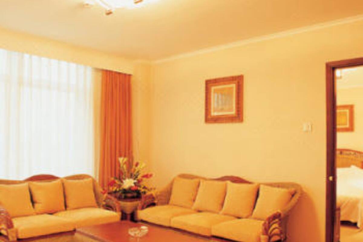Junior Suite | In-room safe, desk, blackout drapes, iron/ironing board (on request)