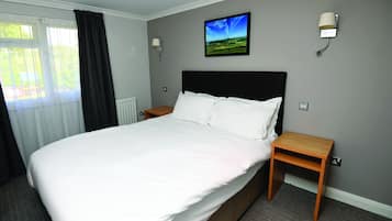 Desk, laptop workspace, iron/ironing board, free WiFi