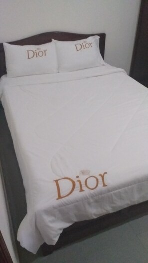 Chambre Double Deluxe pour 1 personne | Minibar, décoration personnalisée, ameublement personnalisé, bureau