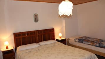 Apartment, 1 Bedroom | 1 bedroom, free WiFi, bed sheets