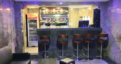 Elicris Hotel