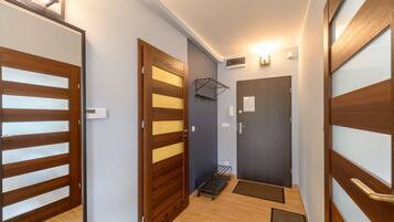 Apartment | Living area | Flat-screen TV