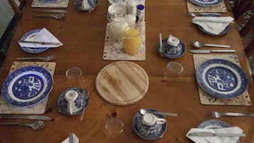 Free daily continental breakfast