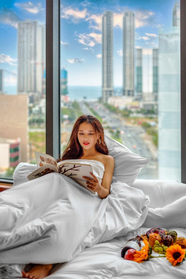 City view from property - CN Palace Boutique Hotel & Spa (Da Nang)