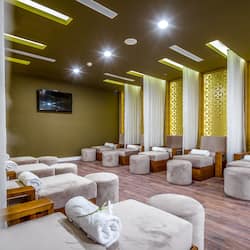Couples treatment rooms, sauna, steam room, body treatments