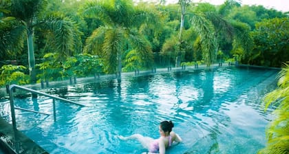 Nankun Shanju Hot Spring Resort