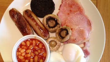 Sudah termasuk sarapan siap masak setiap hari