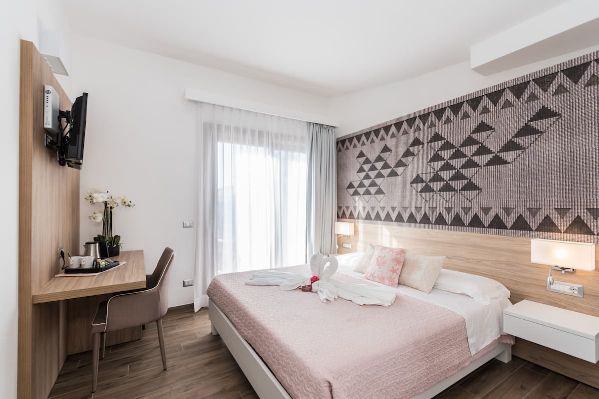 Superior Double Room | In-room safe, free WiFi, bed sheets