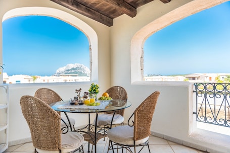 Panorama-lejlighed - flere senge - byudsigt | Terrasse/gårdhave