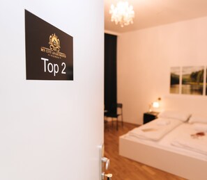 Soundproofing, iron/ironing board, free WiFi, bed sheets - My City Apartments am Naschmarkt (Vienna)