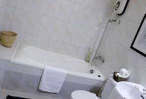 Double Room, Shared Bathroom, City View | Bathroom | Shower, hair dryer, towels, soap - HipLivin (Siem Reap)