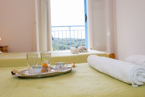 Double Room | Free WiFi, bed sheets - Sotiria Paramonas (Corfu)