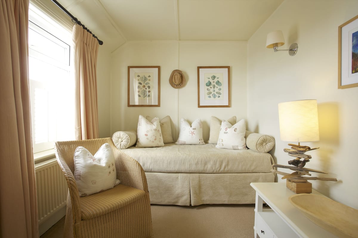 Executive Double Room (Room 5) | Hypo-allergenic bedding, desk, soundproofing, iron/ironing board