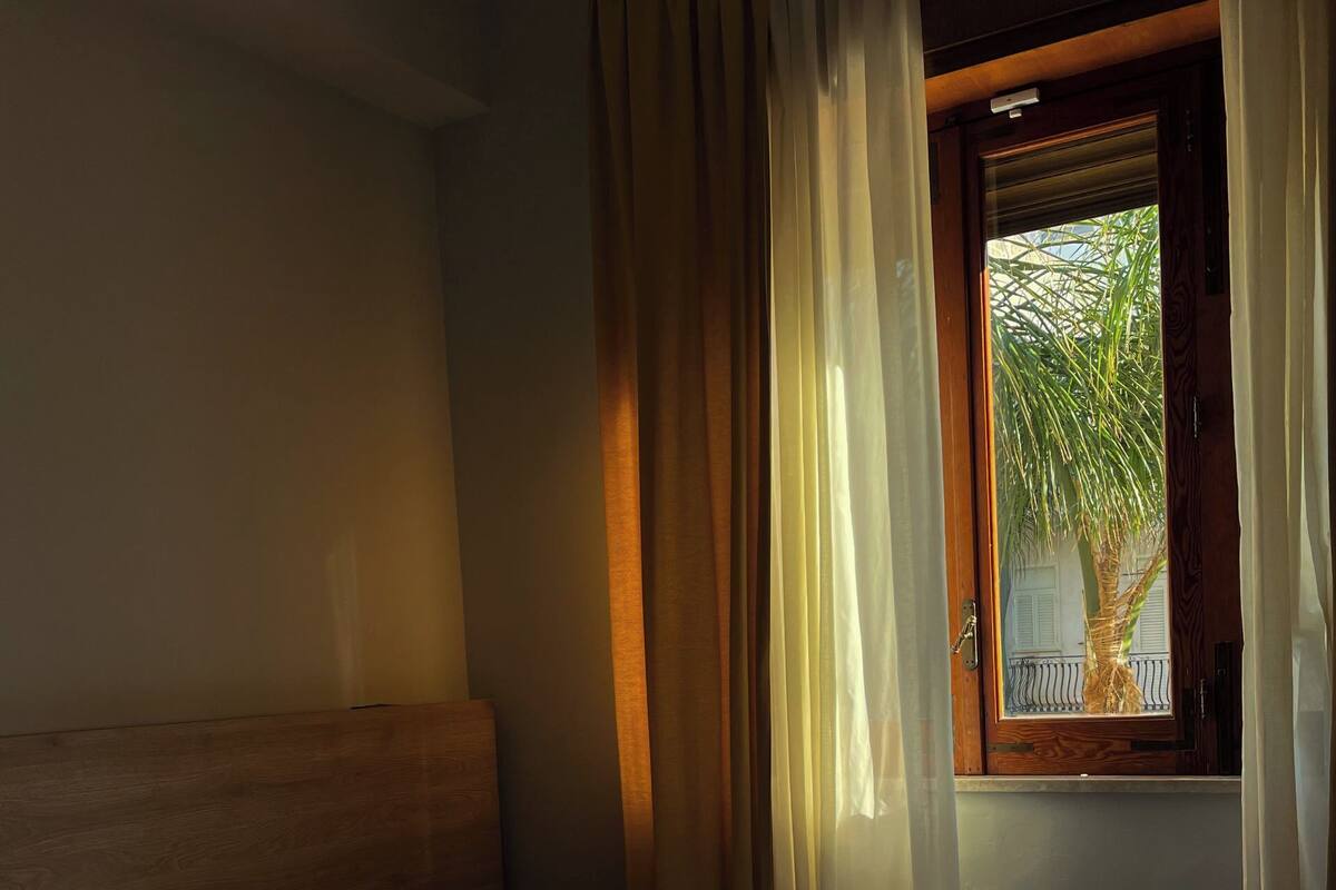 Camera doppia vista mare laterale | Escrivaninha, cortinas blackout, Wi-Fi de cortesia, roupa de cama