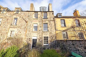 Front of property - Beautiful apartment, private garden, Calton Hill (Edinburgh)