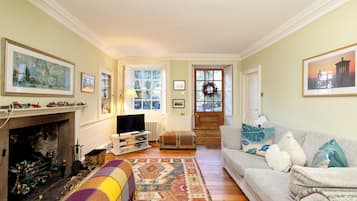 1 chambre, fer et planche Ă repasser, accĂšs Internet, draps fournis