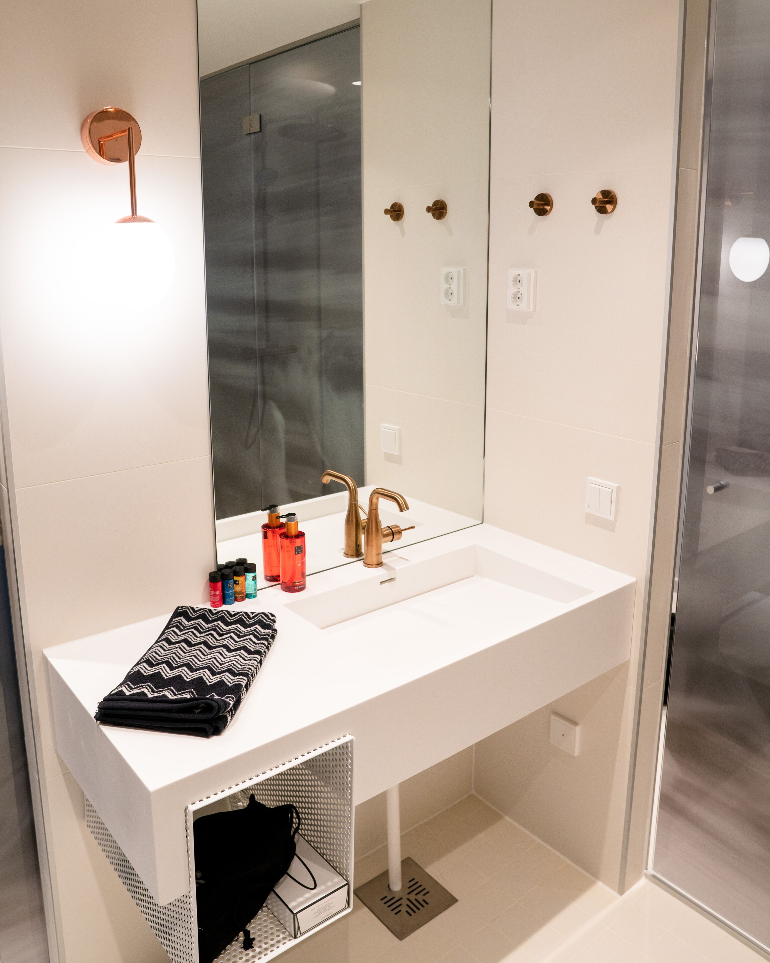 shower, designer toiletries, hair dryer, bathrobes