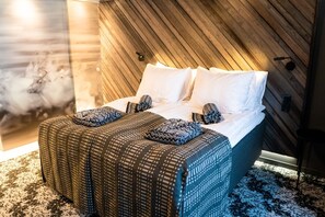 Deluxe Double or Twin Room | In-room safe, blackout drapes, soundproofing, free WiFi - Design Hotel Levi (Kittila)