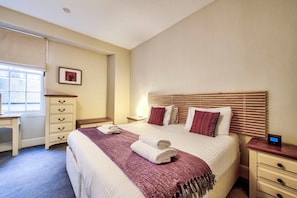 Huoneisto (1 Bedroom) | 1 makuuhuone, silitysrauta/-lauta, ilmainen Wi-Fi, vuodevaatteet