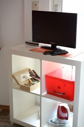 Double Room | Living area | Flat-screen TV