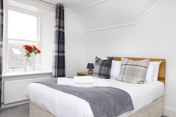 2 Schlafzimmer, Schreibtisch, kostenloses WLAN