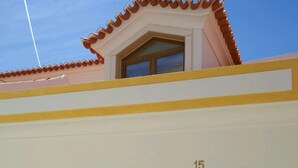 Front of property - Ribalta Beach Houses (Mafra)