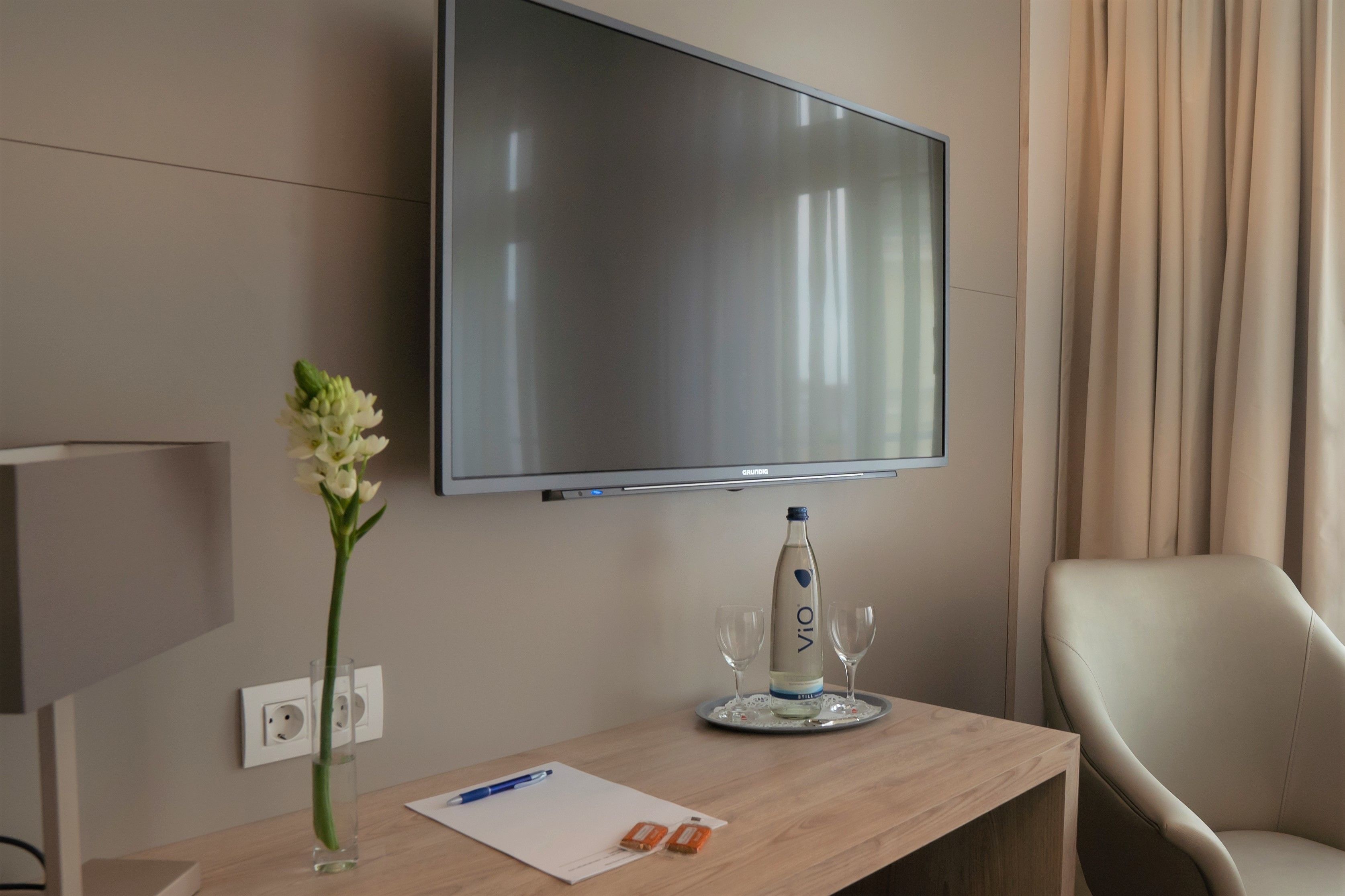 standard single room | 1 bedroom, egyptian cotton sheets, premium bedding, down duvets