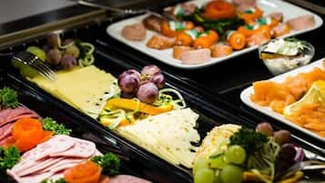 Tägliches Frühstücksbuffet gegen Gebühr