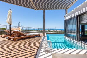 Sea View Suite with private pool | Private pool