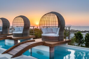 View from property - Onira Suite Dreams (Hersonissos)