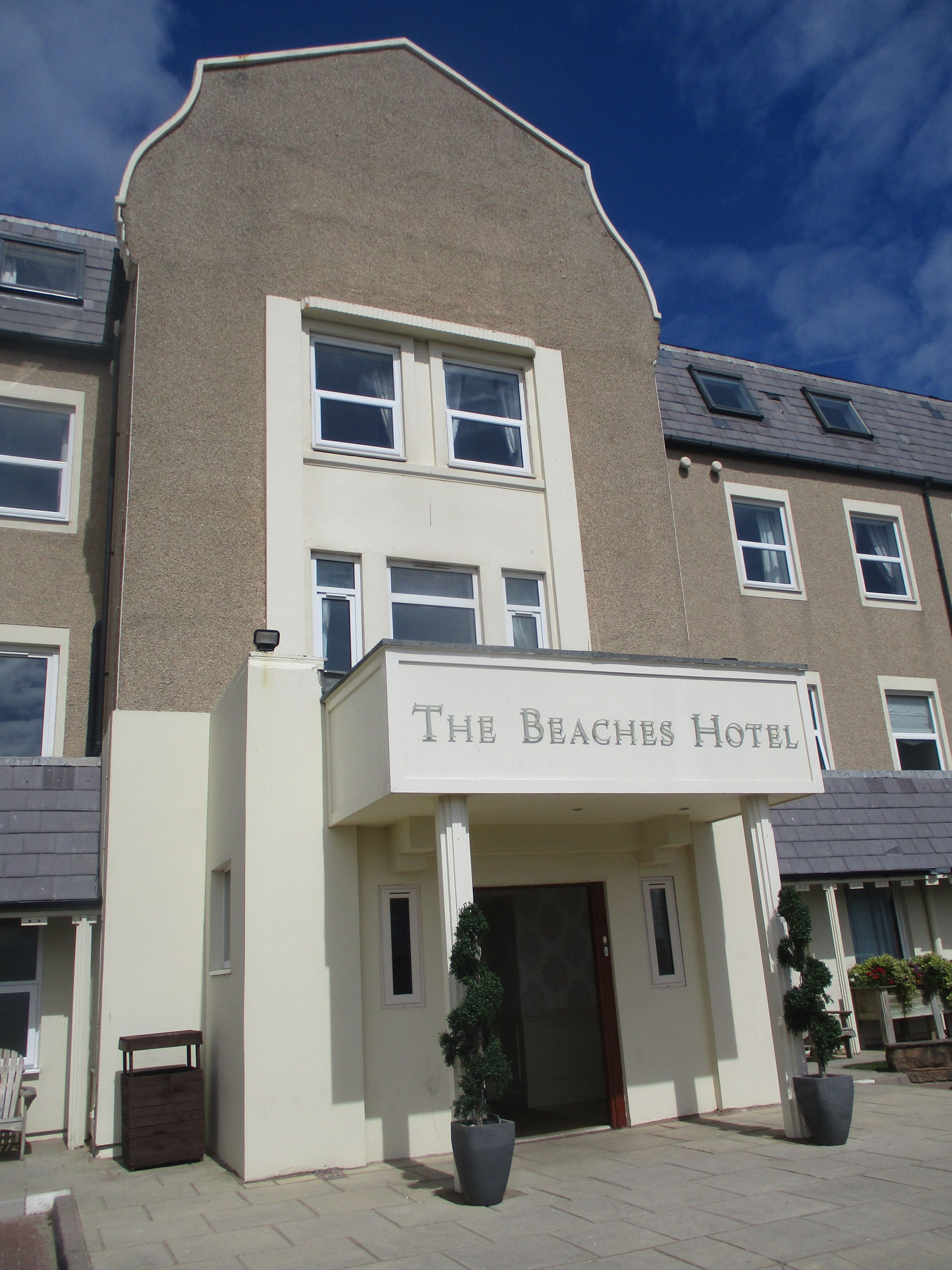 Entrada de la propiedad