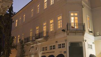 Front of property – evening/night