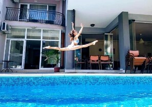 Seasonal outdoor pool