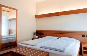 Superior Double or Twin Room, Balcony | Minibar, in-room safe, blackout curtains, rollaway beds