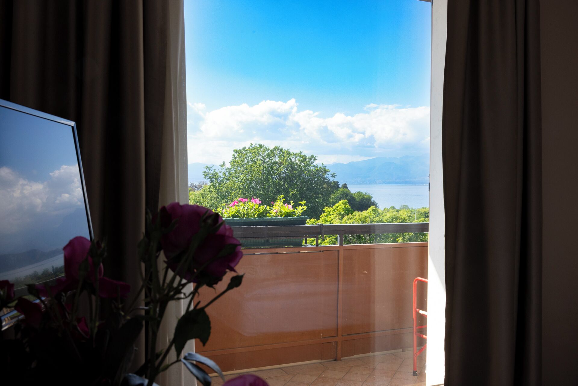 Minibar, in-room safe, blackout curtains, rollaway beds