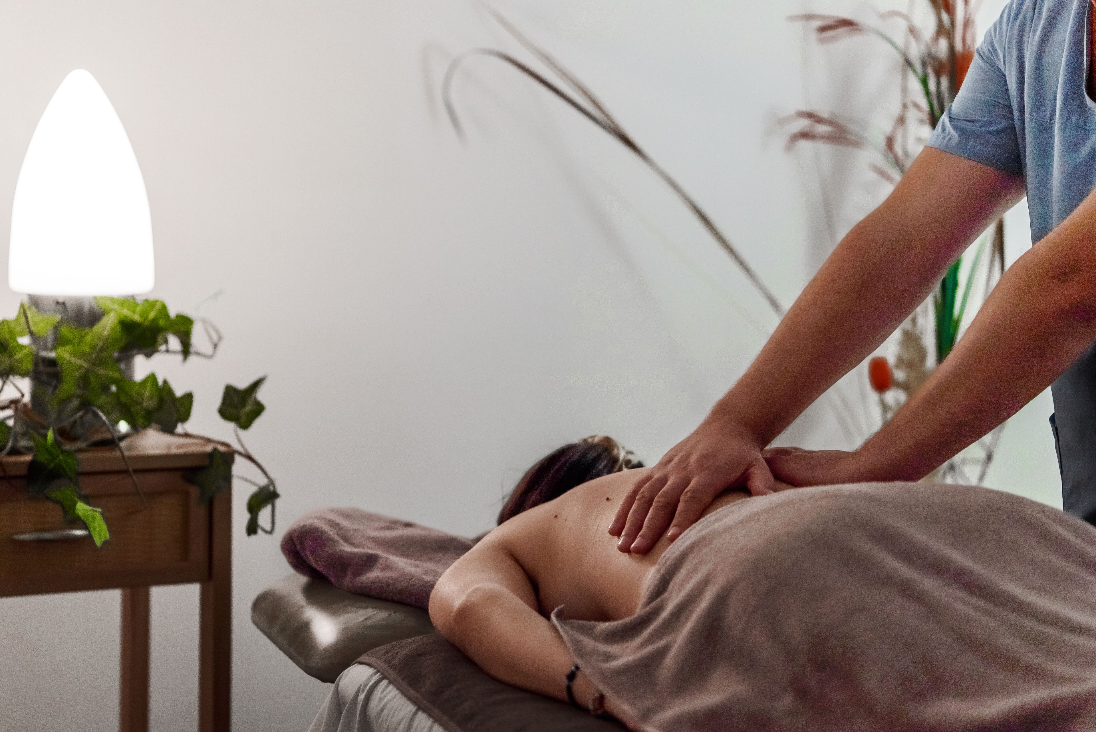 hot tub, hot springs/mineral springs, body treatments, body wraps