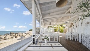Exterior - HVD Riviera Beach (Golden Sands)