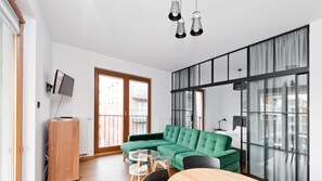 Apartment (77 - Rakowicka 22 J) | Bügeleisen/Bügelbrett, kostenloses WLAN, Bettwäsche