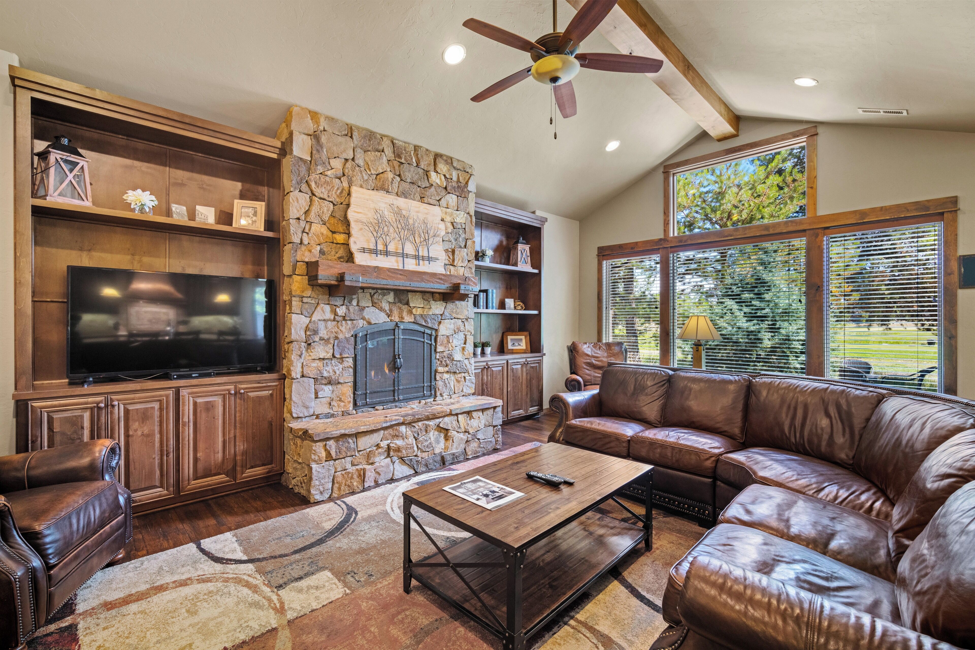 TV, fireplace, DVD player, offices