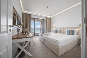 Apartment, 1 Bedroom, Balcony | Minibar, in-room safe, free WiFi, bed sheets - HVD Nympha (Golden Sands)