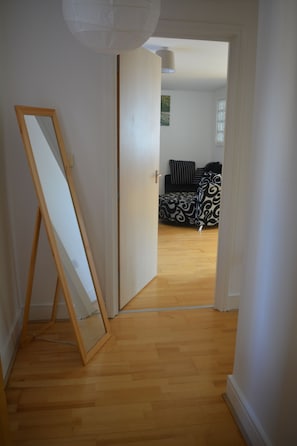 City Apartment | Living area