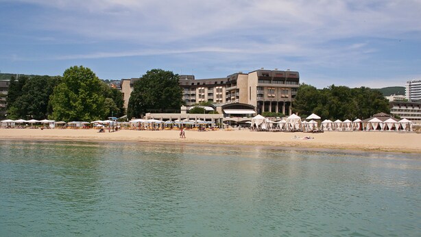 Strand