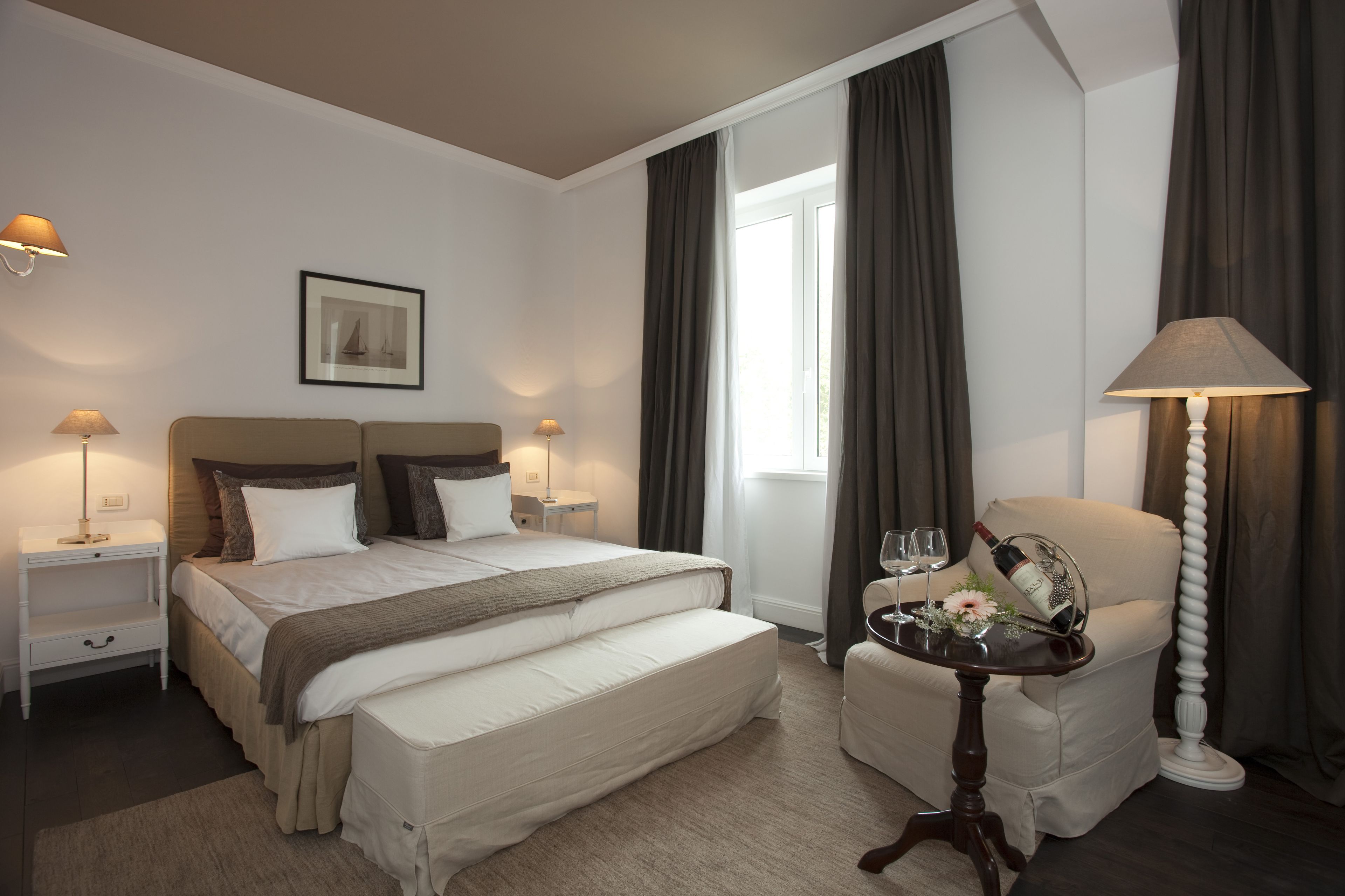 Photo - HVD Boutique Hotel Oasis - Private Beach & Free Parking