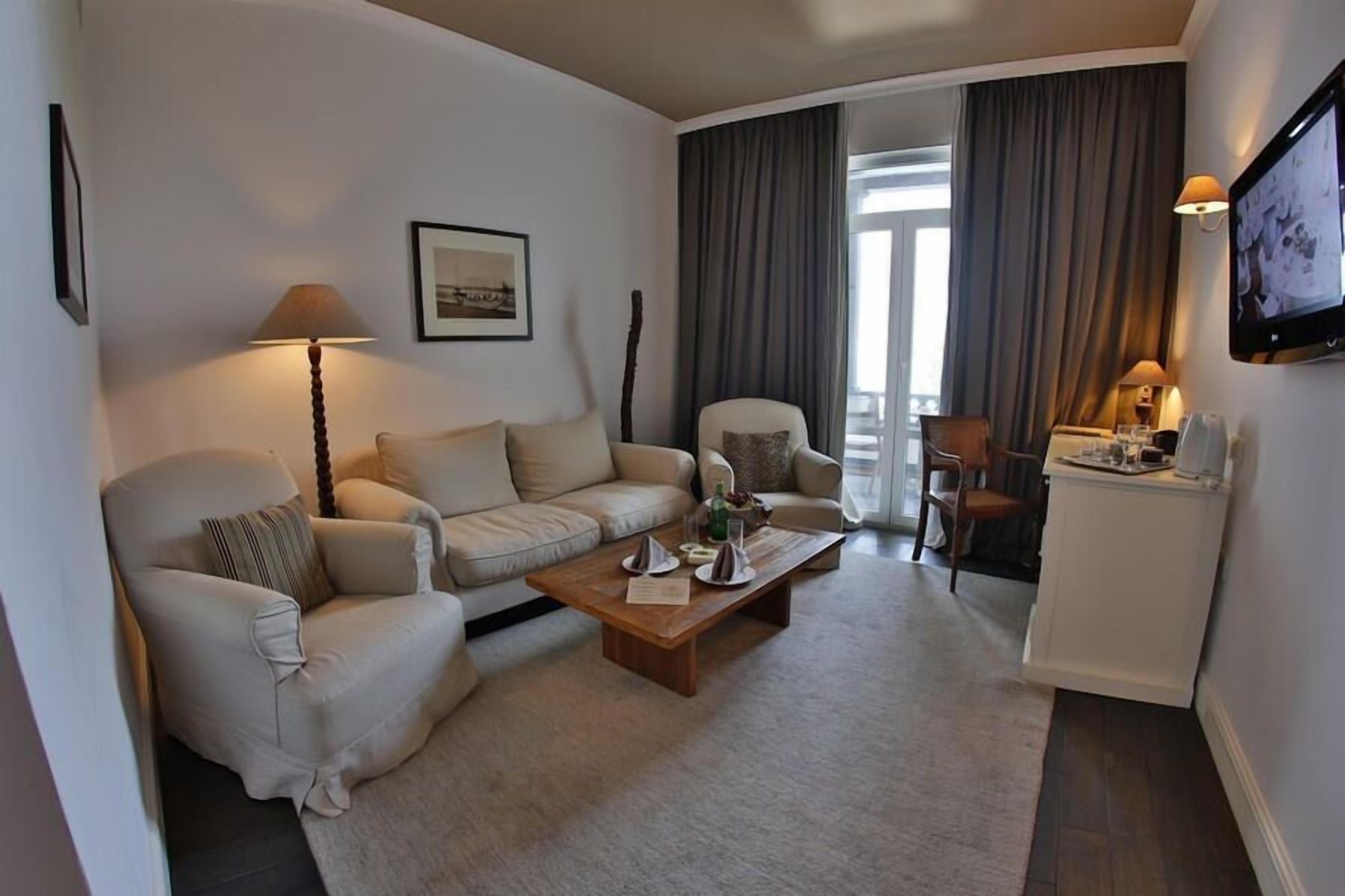 Photo - HVD Boutique Hotel Oasis - Private Beach & Free Parking