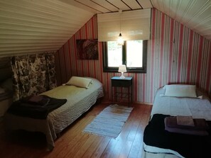 传统小屋, 花园景观 | 1 多间卧室、熨斗/熨板、免费 WiFi、床单
