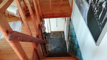 传统小屋, 花园景观 | 起居区