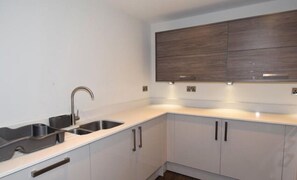 Apartment, 2 Double Beds | Private kitchen - 2 Bedroom Luxury Apartment in Leicester (Leicester)