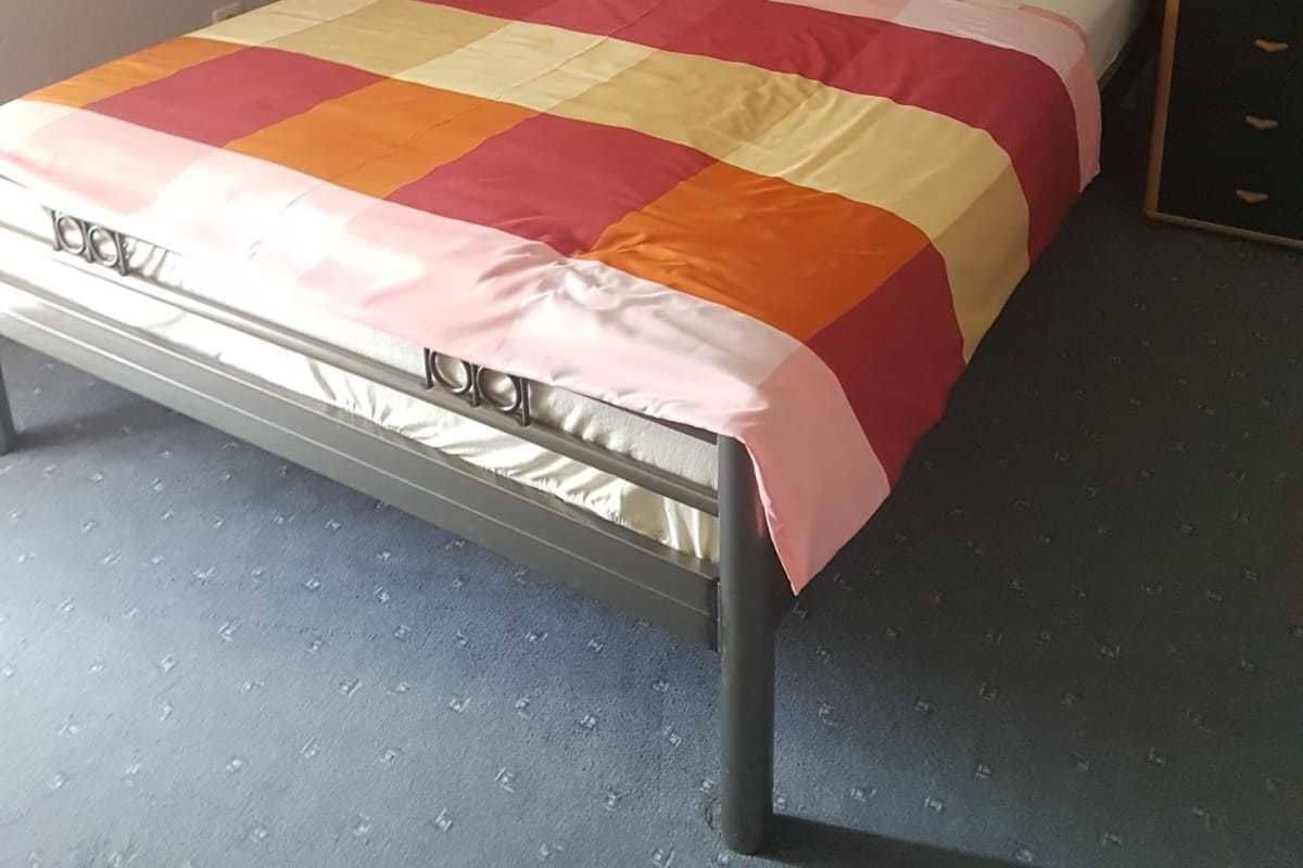 Habitación doble (Bed Size 1,40 x 2,00) | Escritorio, wifi gratis, ropa de cama