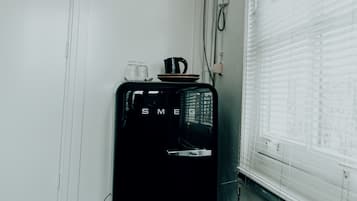 Double Room | Mini-refrigerator